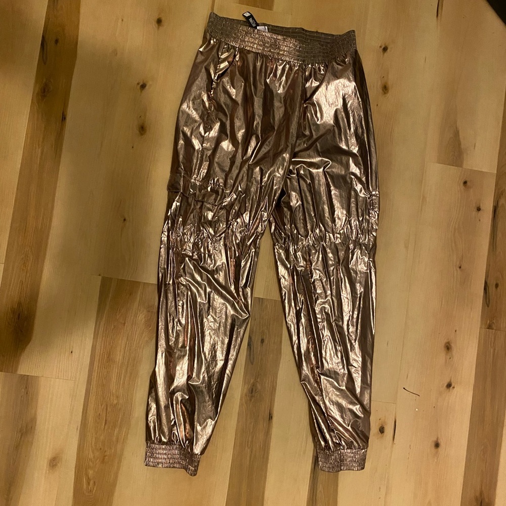 Victorias Secret VSX Sport Cargo Shine Jogger Track Pant Bronze Gold Foil New